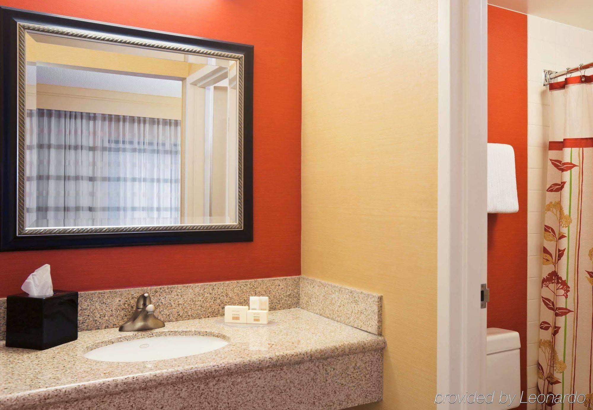 ホテル Sonesta Select Boston ストートン 部屋 写真